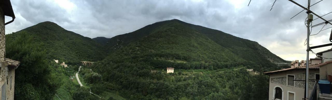 Casa Ai Piedi Della Riserva Naturale Villa Pettorano sul Gizio Esterno foto